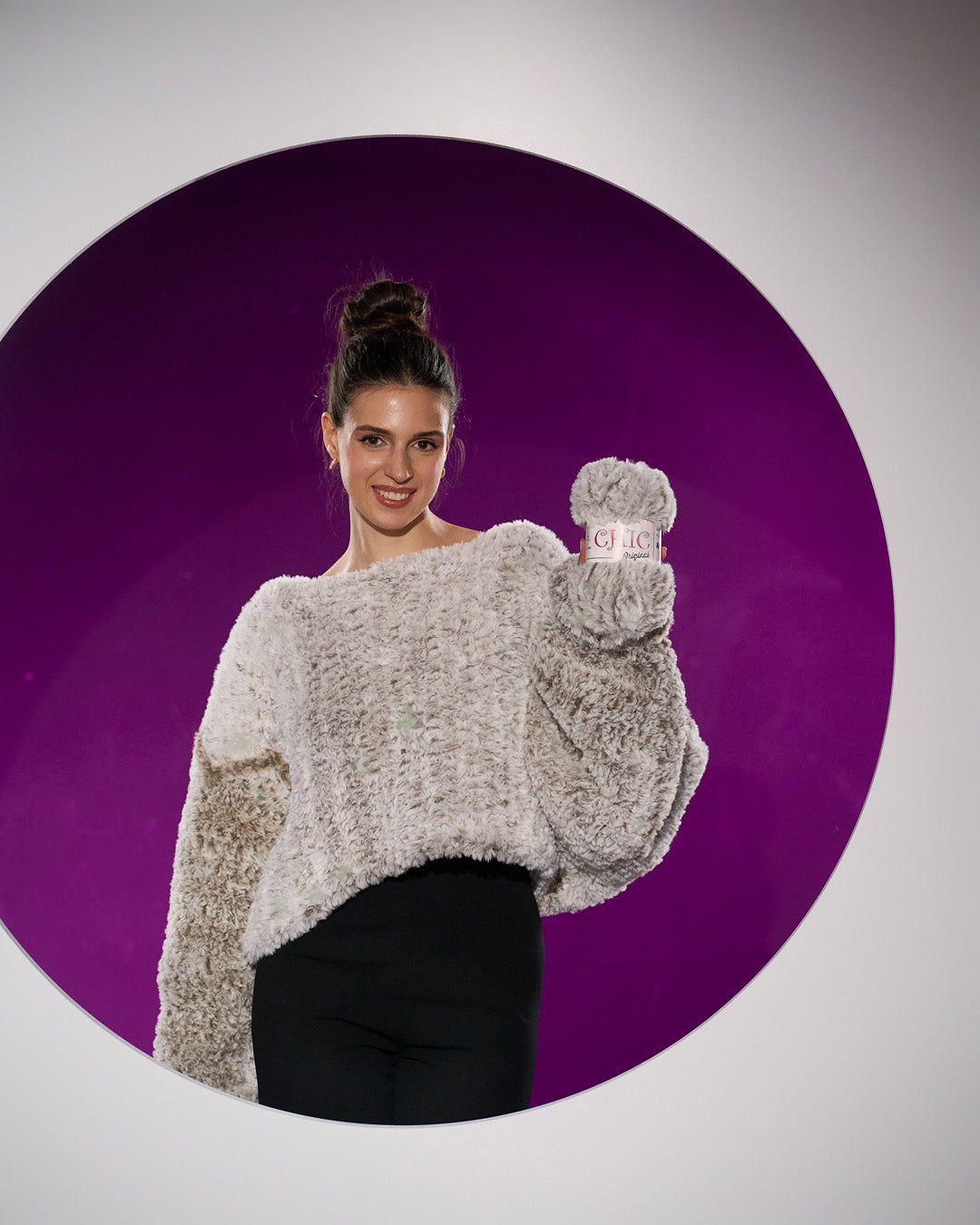 LANA CHIC 100% Poliestere CF 500 gr