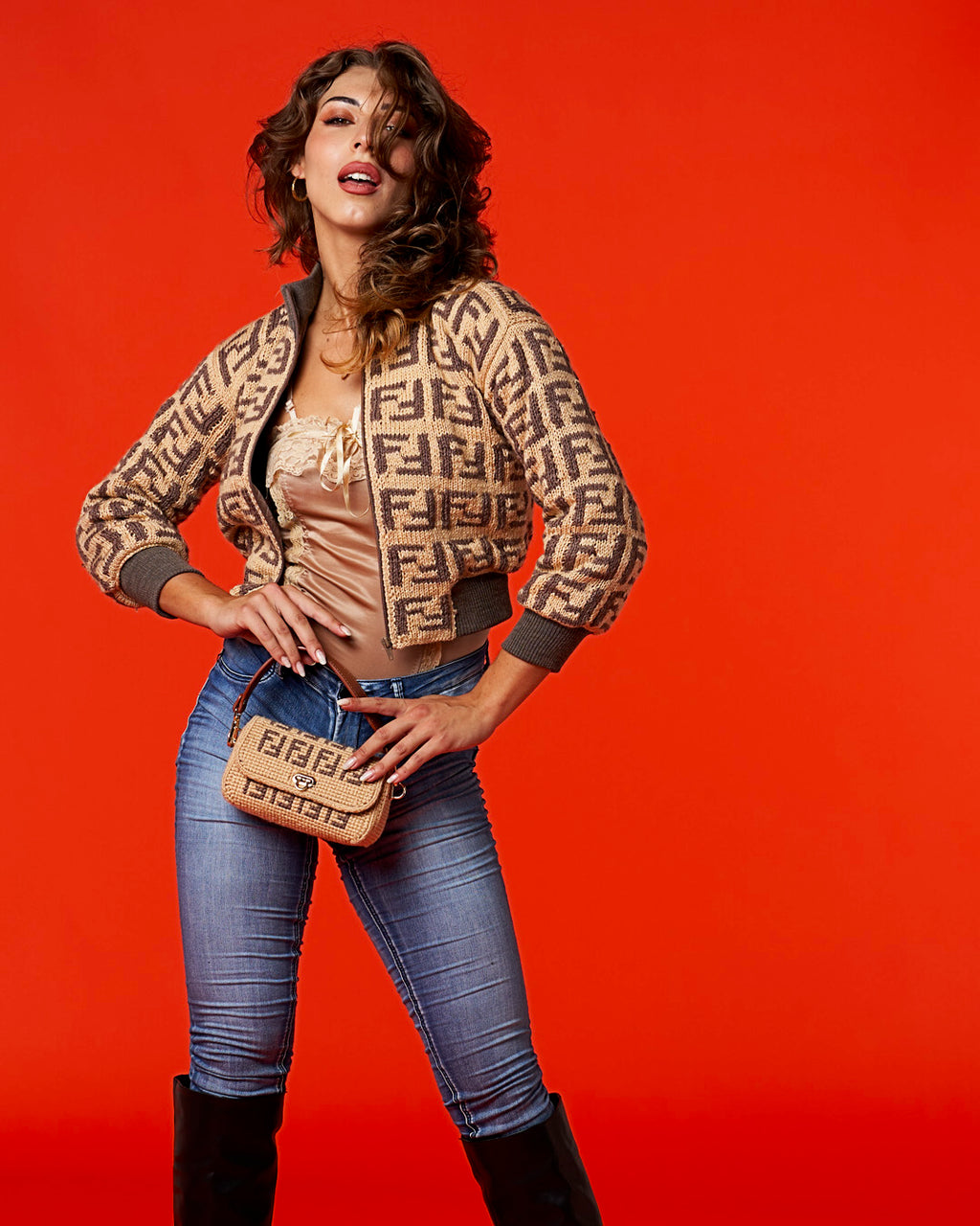 LANA COLORA 100% Acrilico CF 250 gr