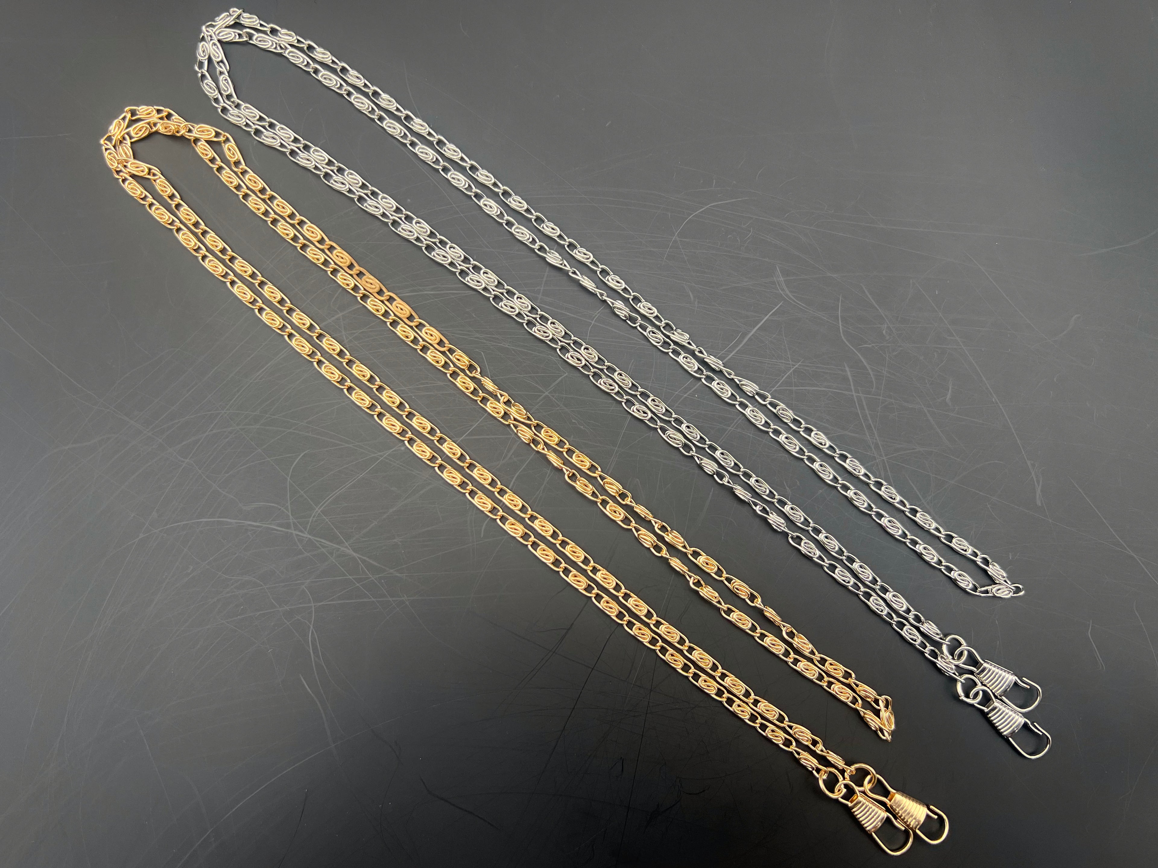 CATENA METALLO BORSE ARI 120CM mm12,7x3,5 CON GANCI