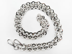 Metal chain c10 with carabiners 110 cm