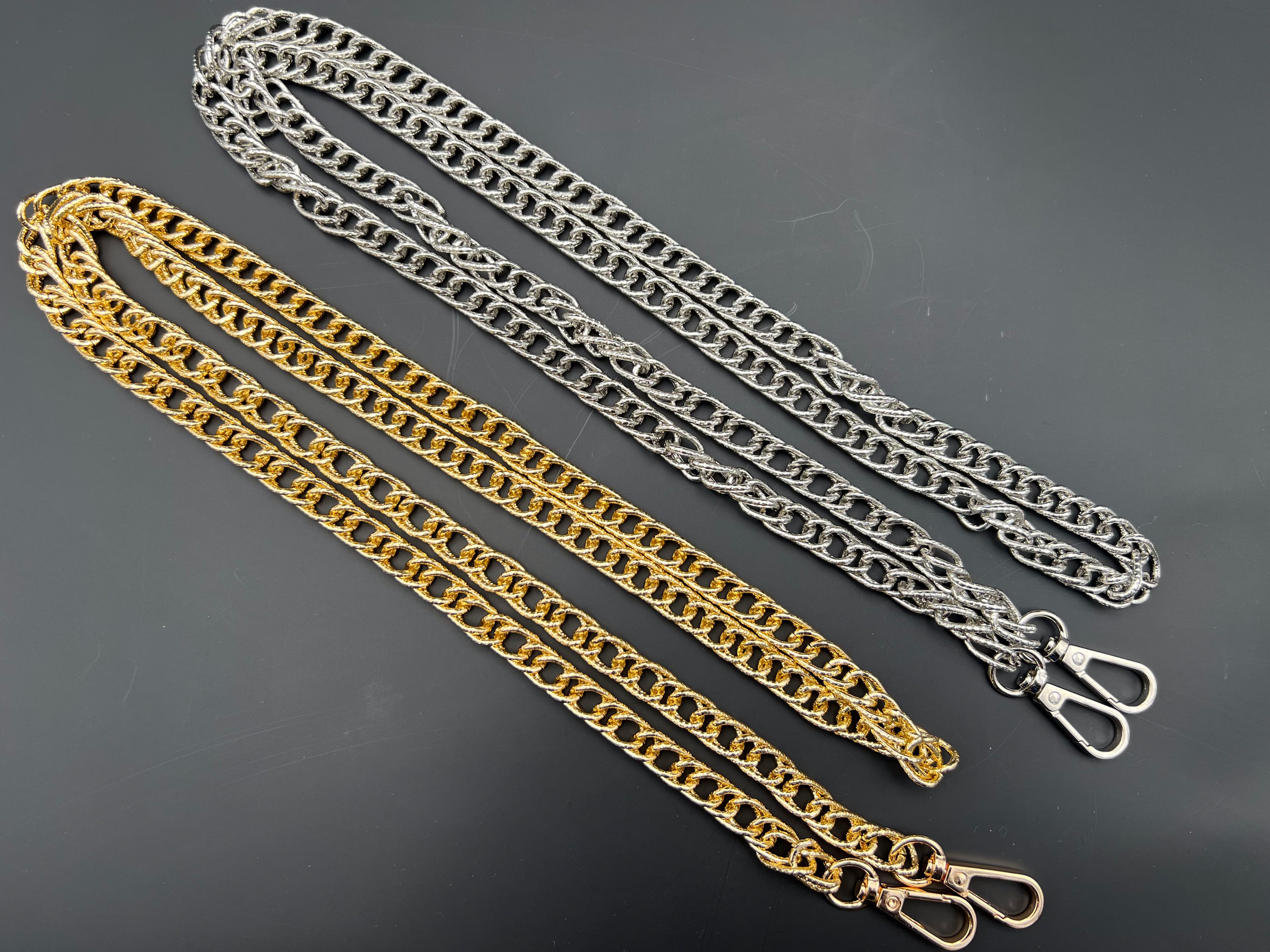 CATENA METALLO BORSE MAYA 120CM mm15X9 CON GANCI