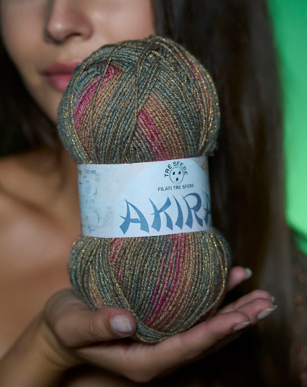 LANA AKIRA 90% ACRILICO 10% LUREX CF.1KG