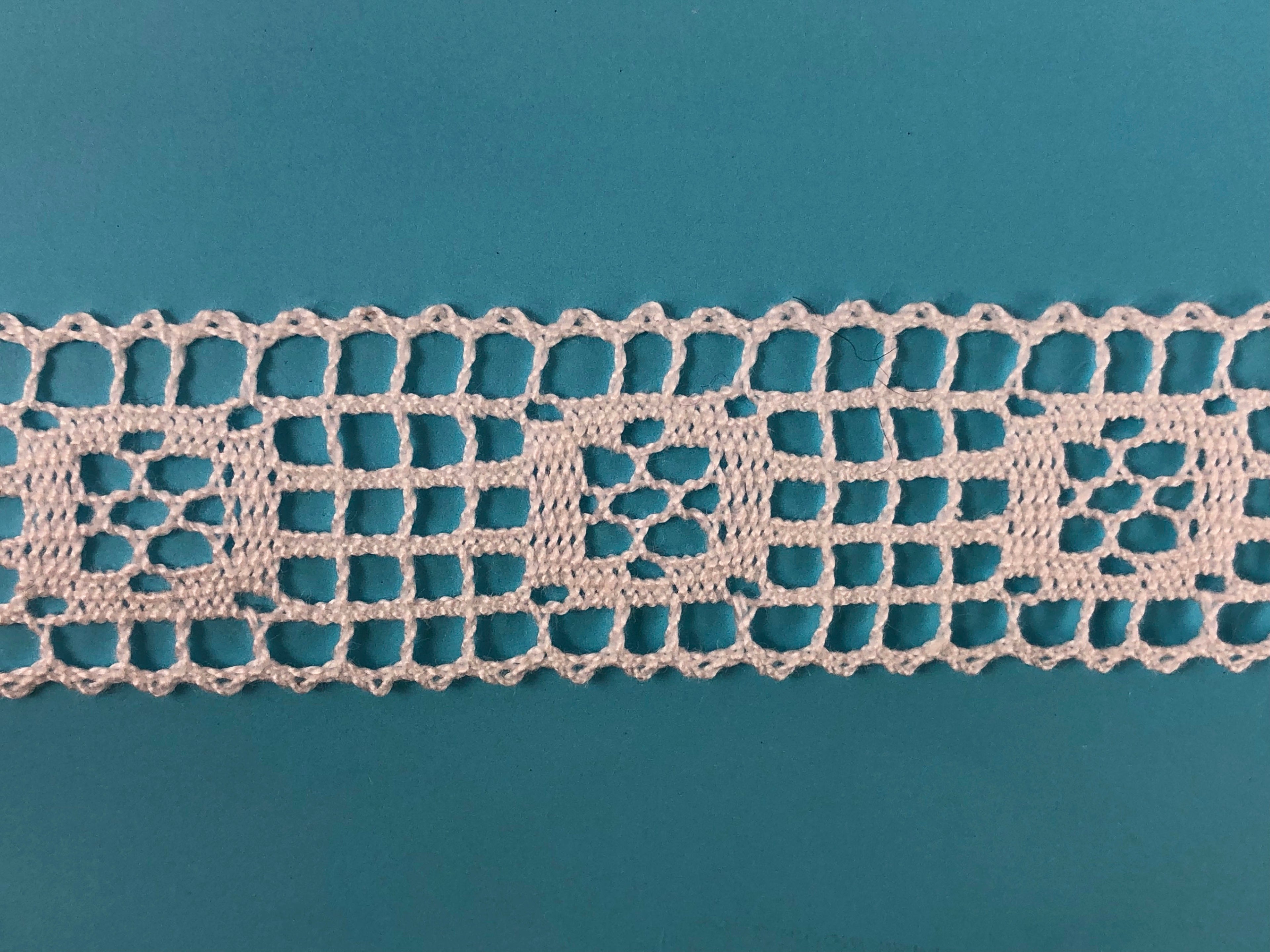 PIZZO 0798 BIANCO CM. 2 CF.20MT.