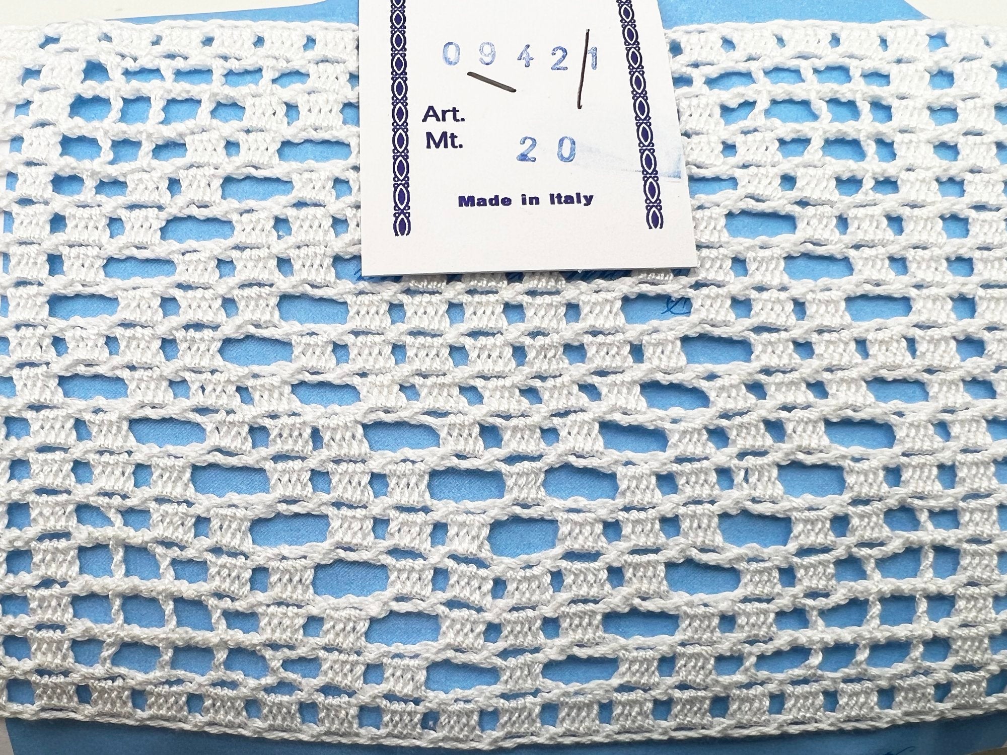 PIZZO 0942 BIANCO CM 9 CF.20MT.